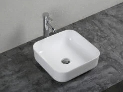 Lavabo Da Appoggio Dora 38,5x38,5 H14 In Ceramica Bianco Lucido